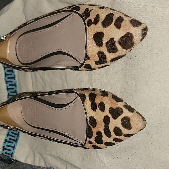 Shoes - Tory Burch Elizabeth Flat Leopard Print Women's Shoes Size 8